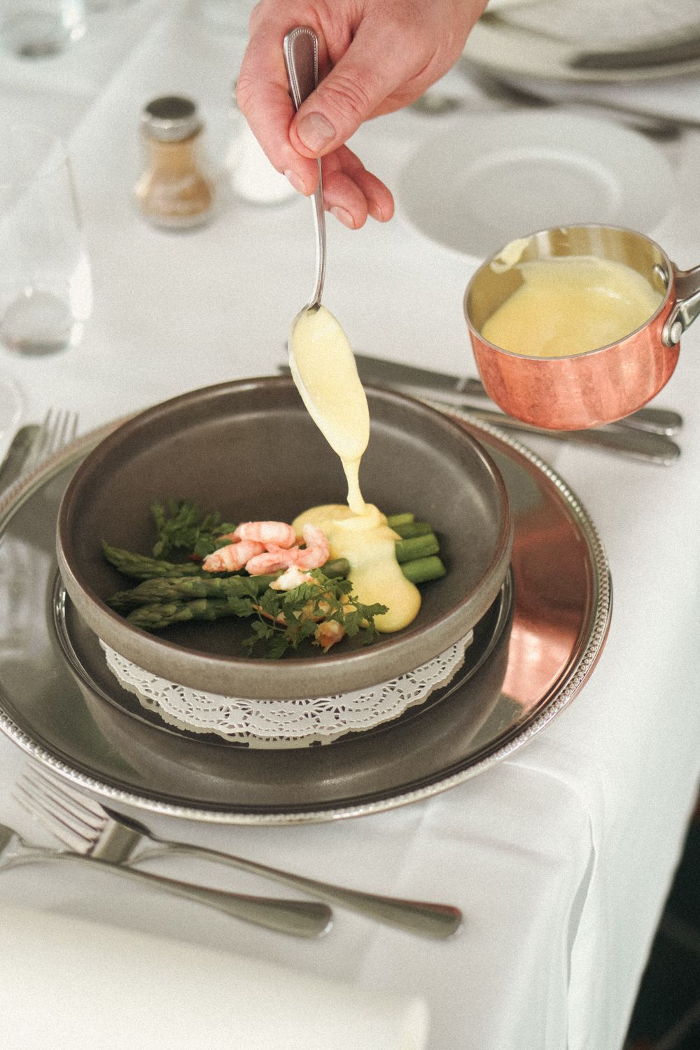Asparges med hollandaise